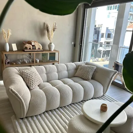 Sleepy Monkey Apartment