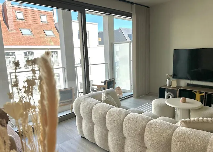 Apartment Sleepy Monkey