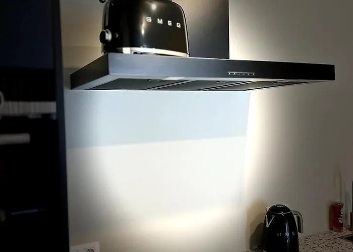 Sleepy Monkey Apartment *