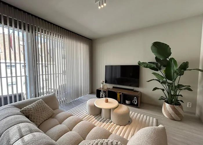 Apartment Sleepy Monkey *